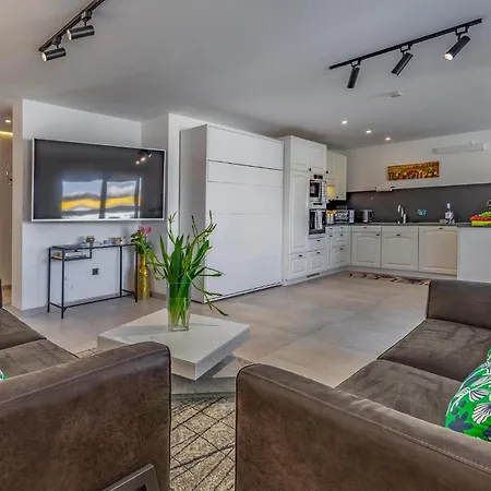 Lovely In With Sauna Dom wakacyjny *