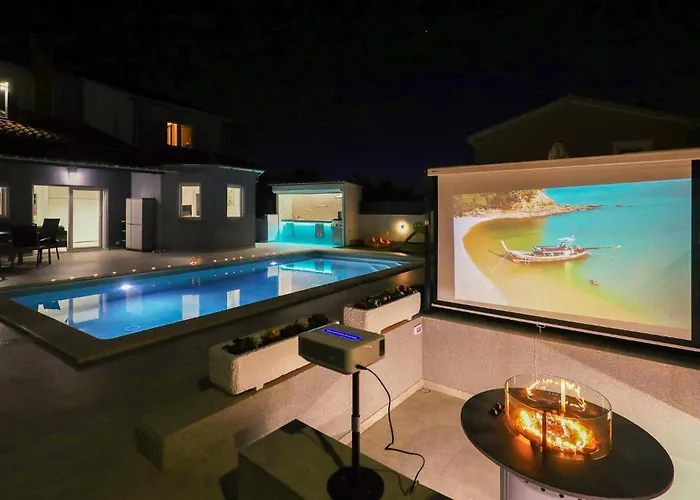 Lovely In With Sauna