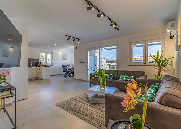 Tatil Evi Lovely In With Sauna