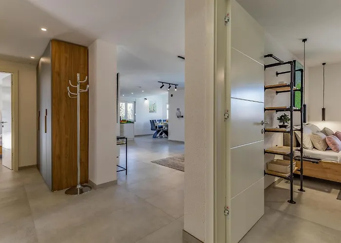 Lovely In With Sauna